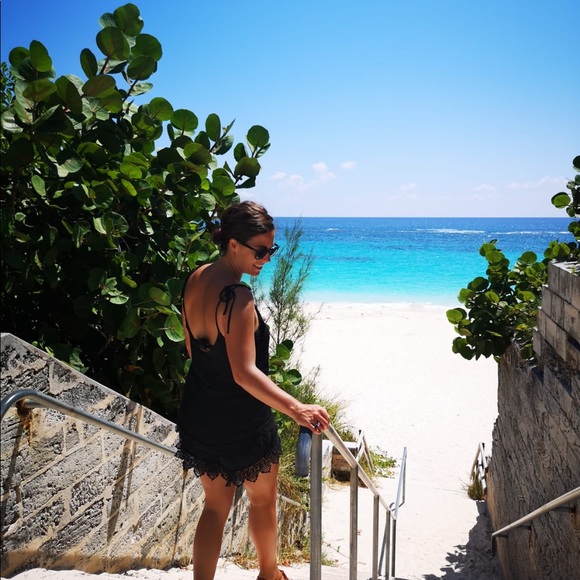 Meet your Posher, Natalie - Picture 2 of 2